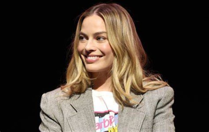 A Forgotten Margot Robbie Movie Is Blowing Up On Netflix