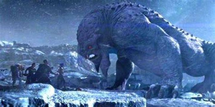 A frost beast from Secret Invasions looks down at two people. 