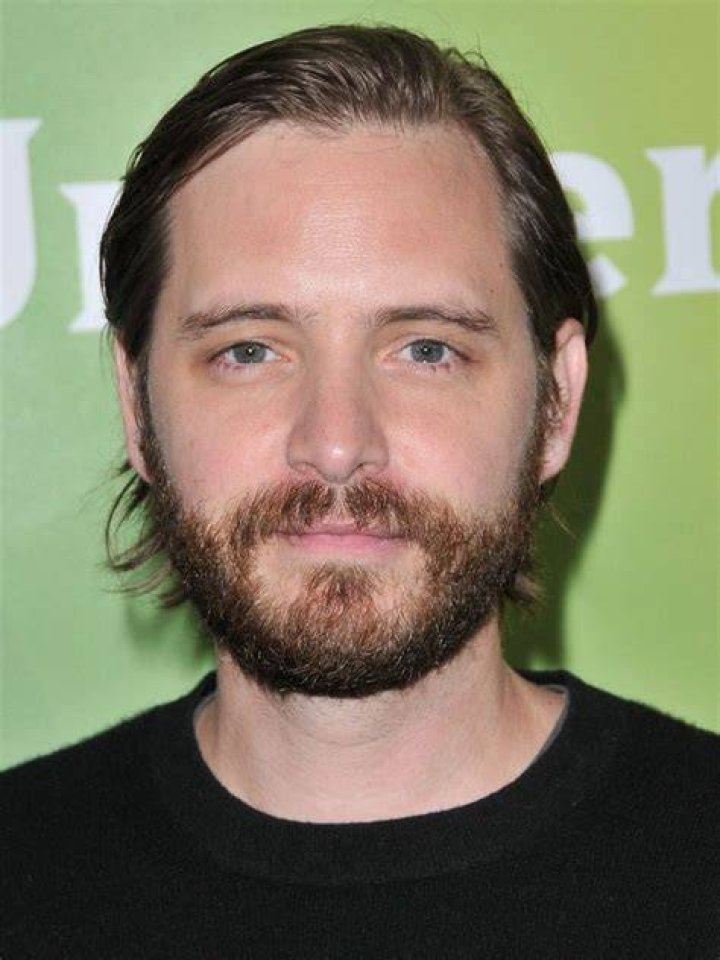 Aaron Stanford Biography - Facts, Childhood, Family Life & Achievements