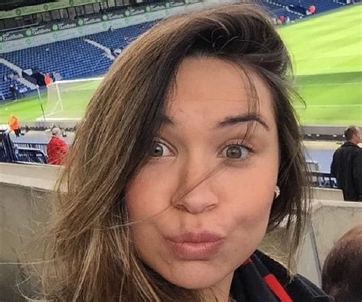 Aine Coutinho - Bio, Facts, Family Life of Philippe Coutinho's Wife