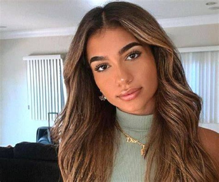 Aisha Mian – Bio, Facts, Family Life, Career