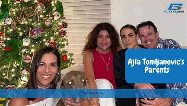 Ajla Tomljanović parents: Emina Tomljanović, Ratko Tomljanović