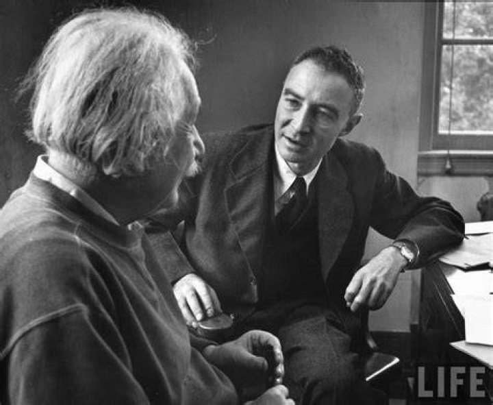 Albert Einstein and Robert J. Oppenheimer conversing in 'Oppenheimer'