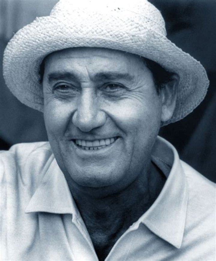 Alberto Sordi Biography