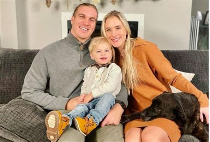 Alex Anzalone family, wife, children, parents, siblings