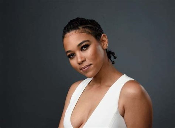 Alexandra Shipp career earnings, salary and net worth