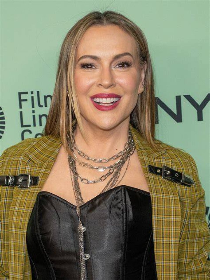 alyssa-milano-3369.jpg