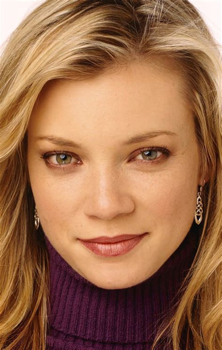 Amy Lysle Smart Biography - Facts, Childhood, Family Life & Achievements of Actress