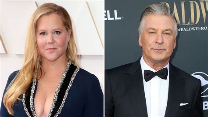 Amy Schumer claims she wasn’t allowed to make this Alec Baldwin joke at the Oscars