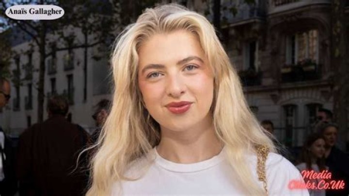 Anais Gallagher Biography