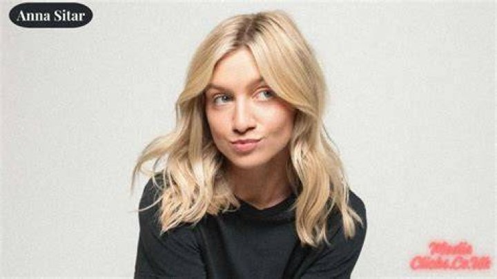 Anna Sitar Biography