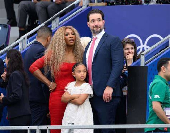 Are Alexis Ohanian parents still alive?