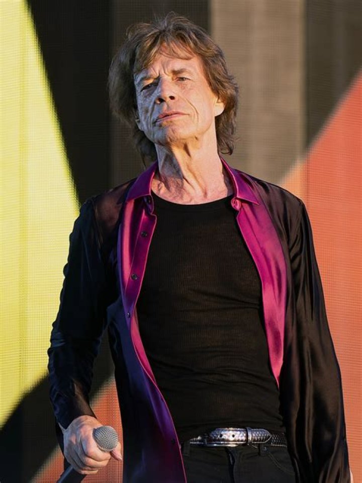 Are Dean Jagger and Mick Jagger related?