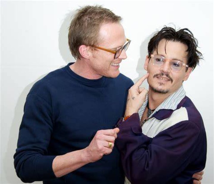Are Johnny Depp and Paul Bettany friends?