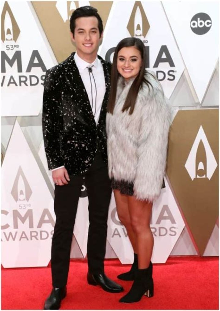Are Laine Hardy and Gracie Lee engaged?