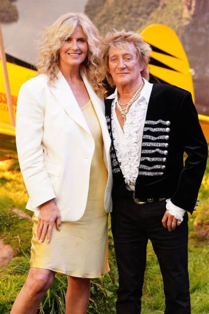 Are Rod Stewart and Penny Lancaster still married? What’s the age difference between Rod Stewart and his wife?
