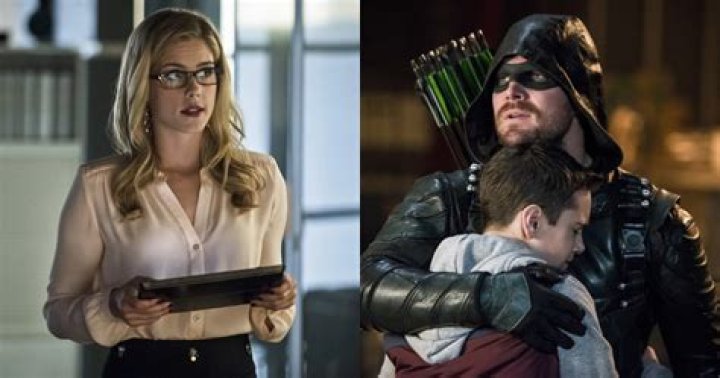Arrow’s Emily Bett Rickards Says Goodbye To Felicity Smoak With Set Photo