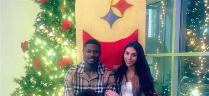 Artie Burns wife: Ella Burns