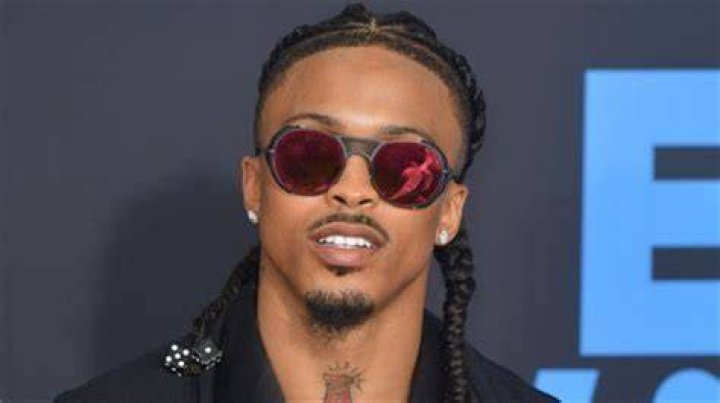August Alsina Biography - Facts, Childhood, Family & Achievements of Singer