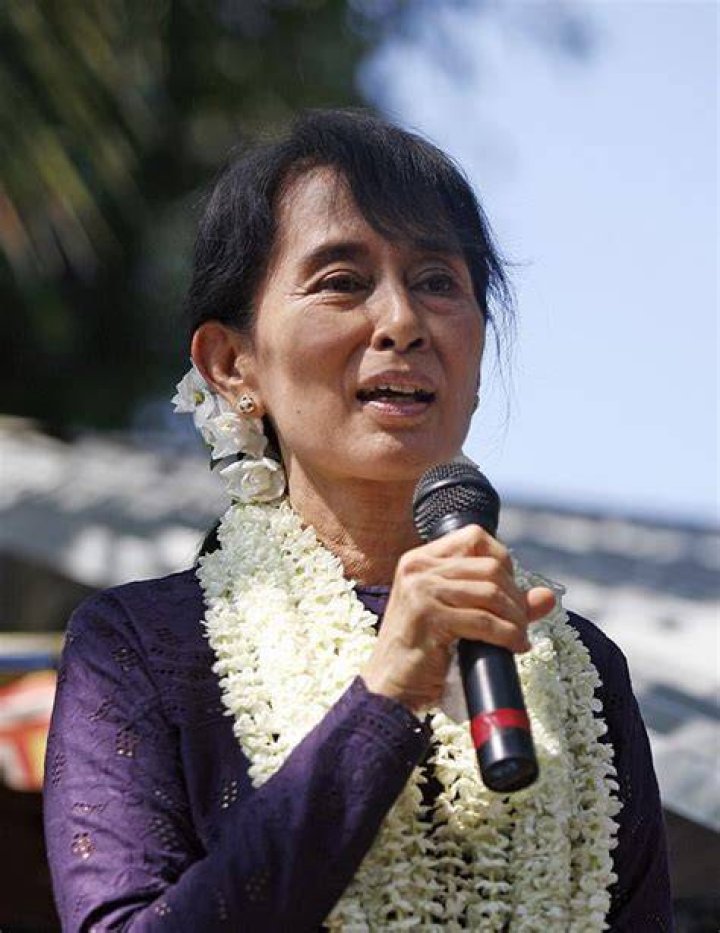 aung-san-suu-kyi-86272.jpg