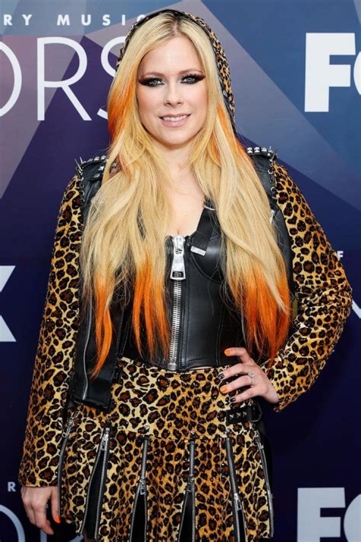Avril Lavigne Biography