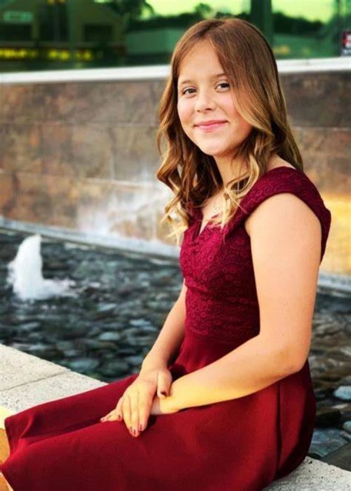 Aydah Vlach Biography