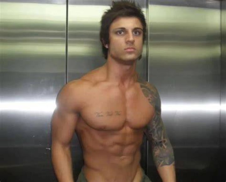 Aziz Shavershian Biography