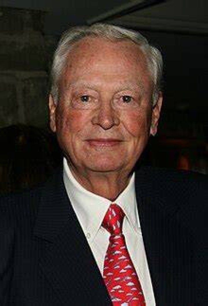 Barron Hilton Biography