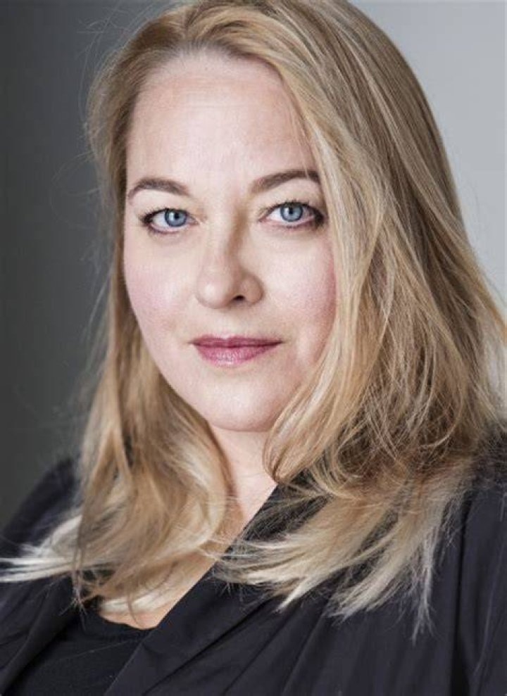 Beatie Edney Biography - Facts, Childhood, Family Life, Achievements