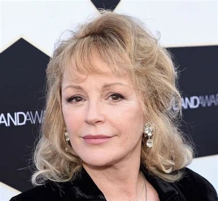 Bonnie Bedelia career earnings, salary and net worth