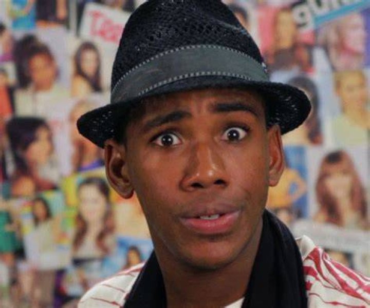 Brandon Mychal Smith Biography - Facts, Childhood, Family & Achievements of Actor