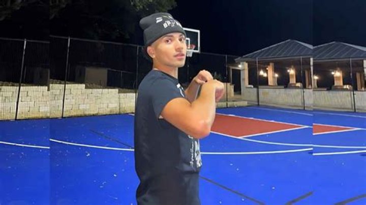 Bruhitz_Kevin Biography