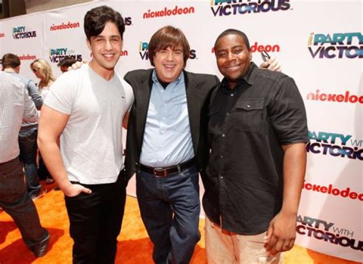 Dan Schneider siblings: Who are his three sisters? 1 Dan Schneuder