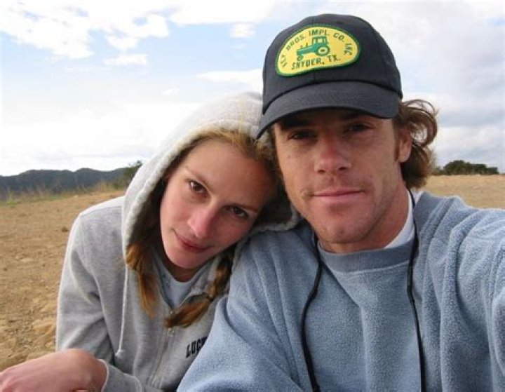 Daniel Modler and Julia Roberts