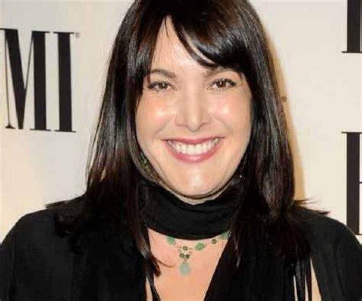 Danielle Brisebois Biography - Facts, Childhood, Family Life & Achievements