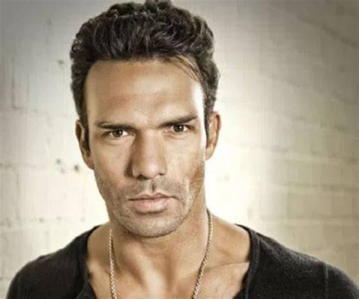 Darren Shahlavi Biography - Facts, Childhood, Family Life & Achievements