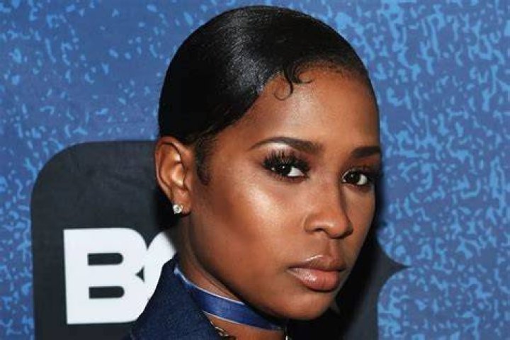 Dej Loaf Biography - Facts, Childhood, Family Life & Achievements