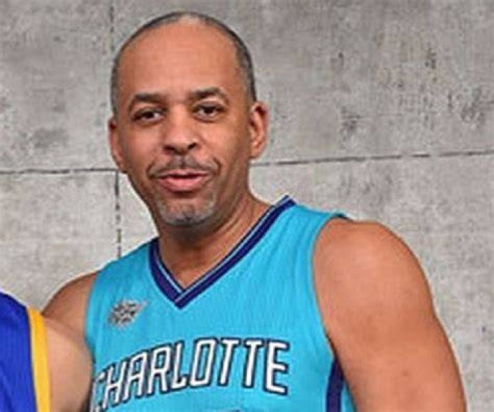 Dell Curry Biography
