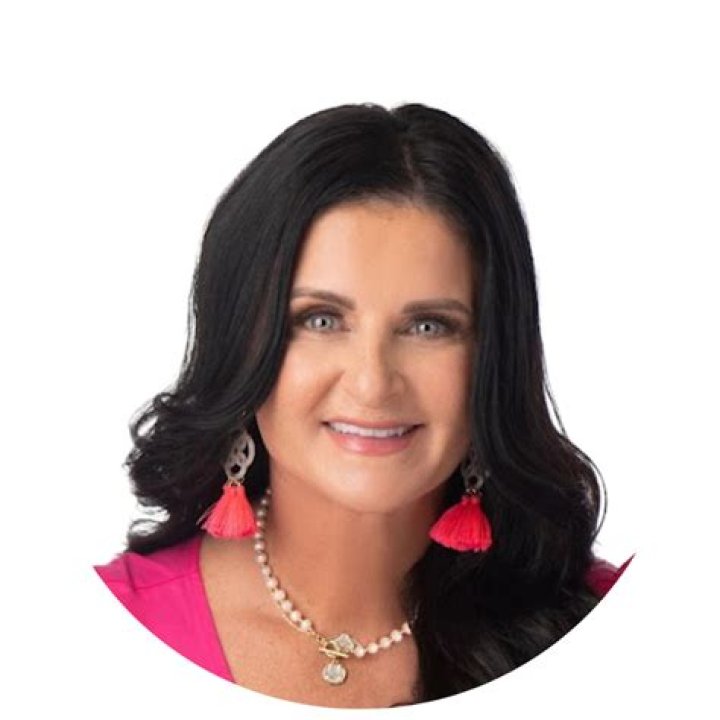 Denise Russo career earnings and networth