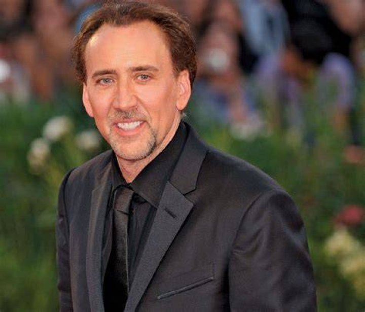 Did Nicolas Cage do his own driving in Gone in 60 Seconds?