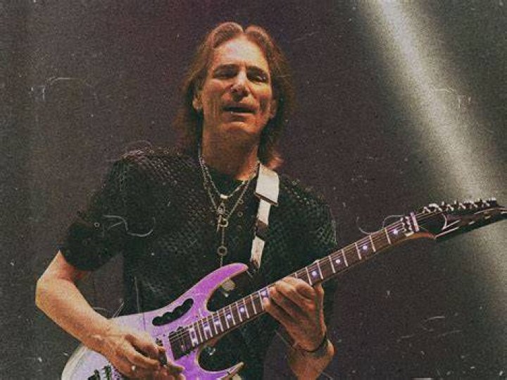 Did Steve Vai Play On Here I Go Again? – Celebrity