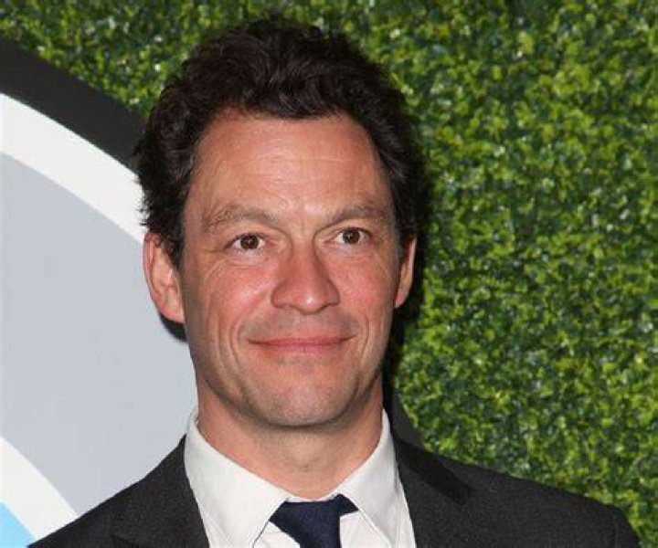 Dominic West Biography - Facts, Childhood, Family Life & Achievements