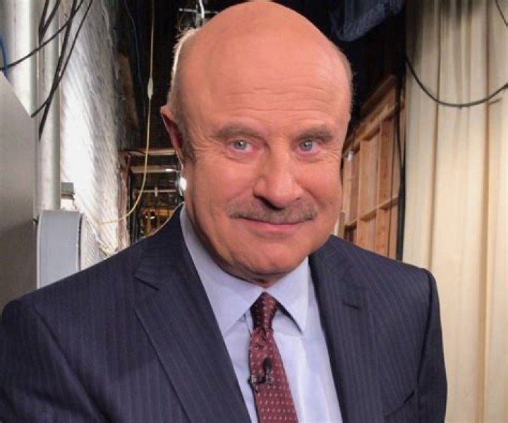 Dr. Phil McGraw Biography - Facts, Childhood, Family Life & Achievements of TV Host