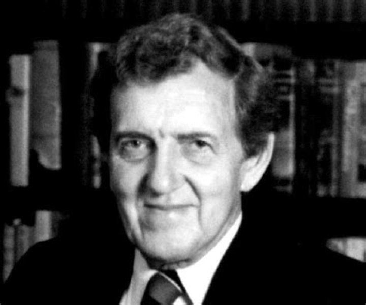 Edmund S. Muskie Biography - Facts, Childhood, Family Life & Achievements