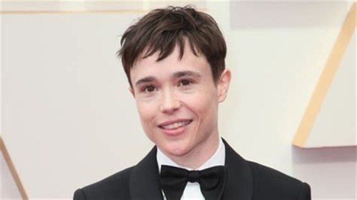 Elliot Page makes surprise Oscars appearance with ‘Juno’ co-stars