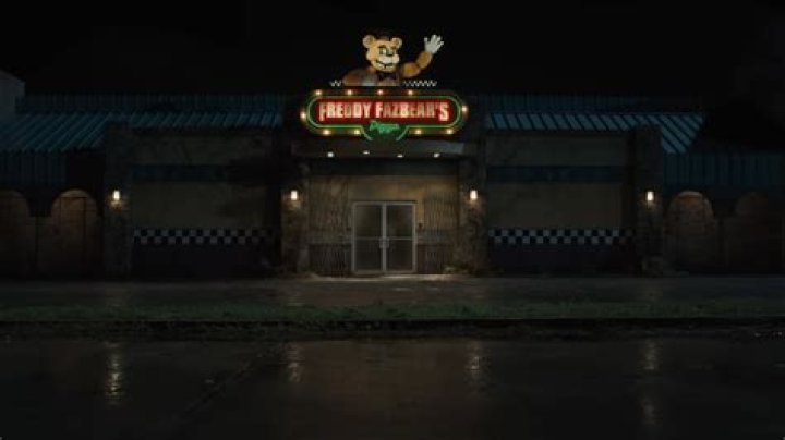 Entrance to Freddy Fazbear's Pizza in "Five Nights at Freddy's."