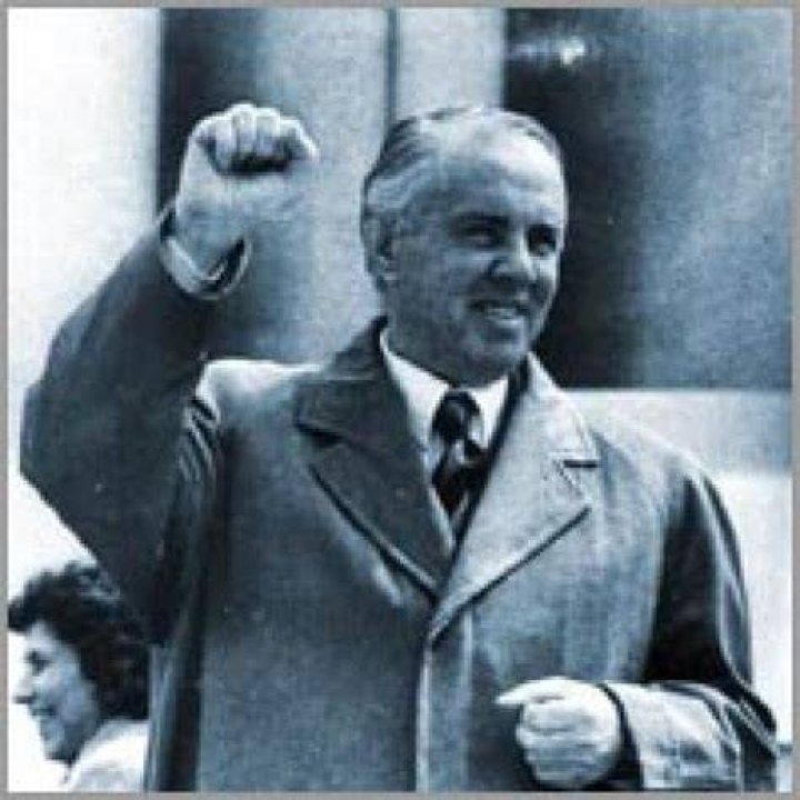 Enver Hoxha Biography