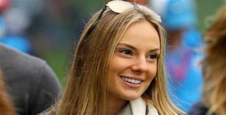 Erica Stoll Biography - Facts, Childhood, Family Life & Achievements