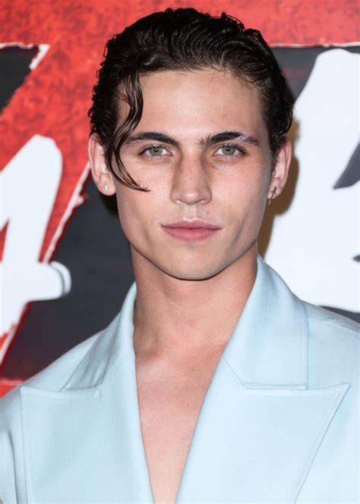 Famous 25 Years Old