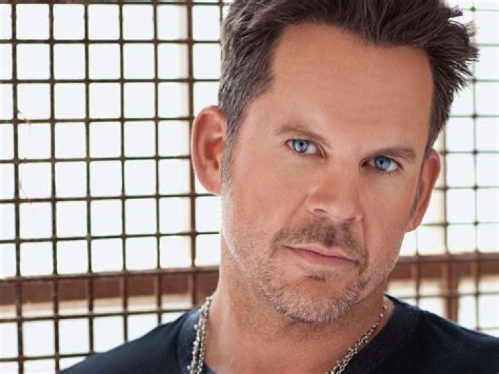 Gary Allan Biography - Childhood, Life Achievements & Timeline